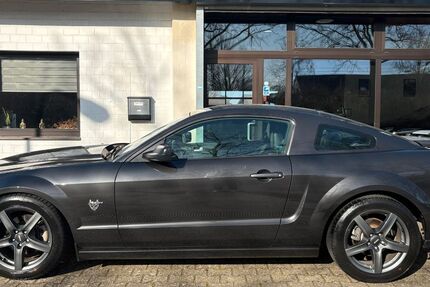 Ford Mustang 44.264 km 24.498 &euro; Korschenbroich 41352