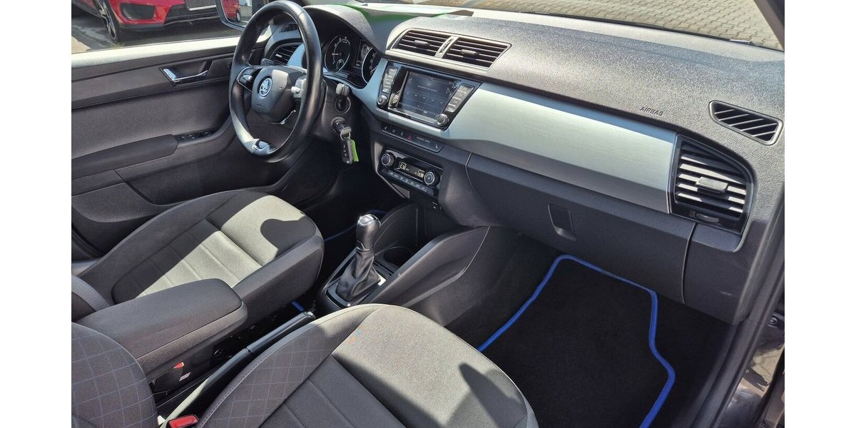Skoda Fabia Ambition, Klima, Kamera, Carplay, Navi 41.400 km 15.490 &euro; Rodgau 63110