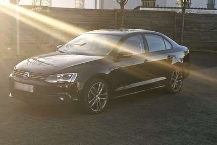 VW Jetta 110.000 km 9.099 &euro; Aachen 52076