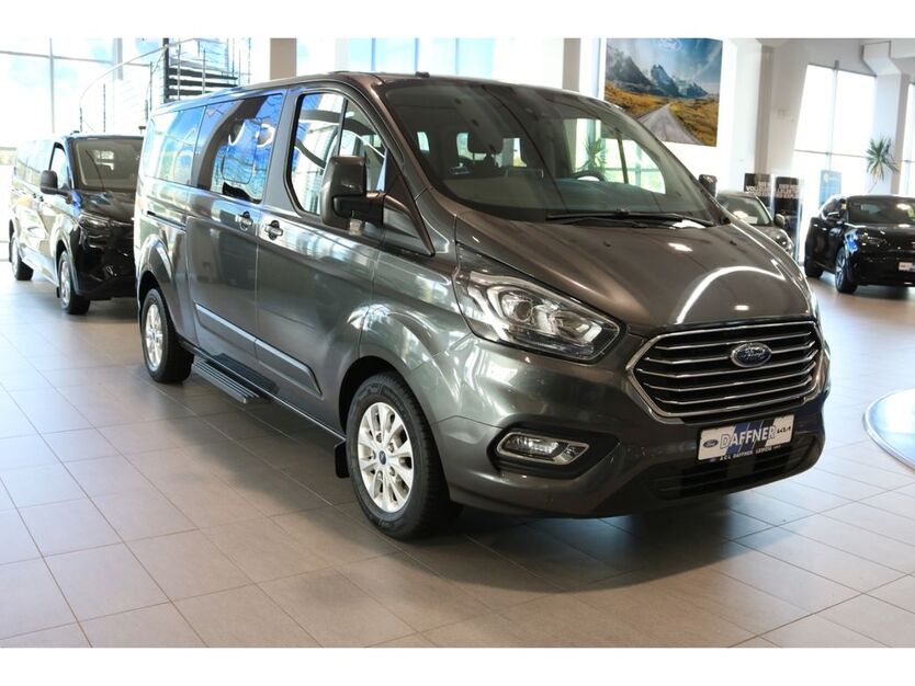 Ford Tourneo Custom 95.000 km 28.980 € Leipzig 04179