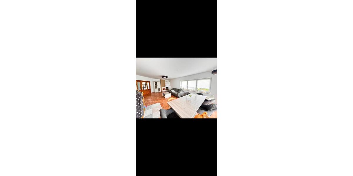 Erdgeschoßwohnung Kabelsketal - 4.5 Zimmer, 160 m&sup2;, 370.000&euro; | Angebot:26824891