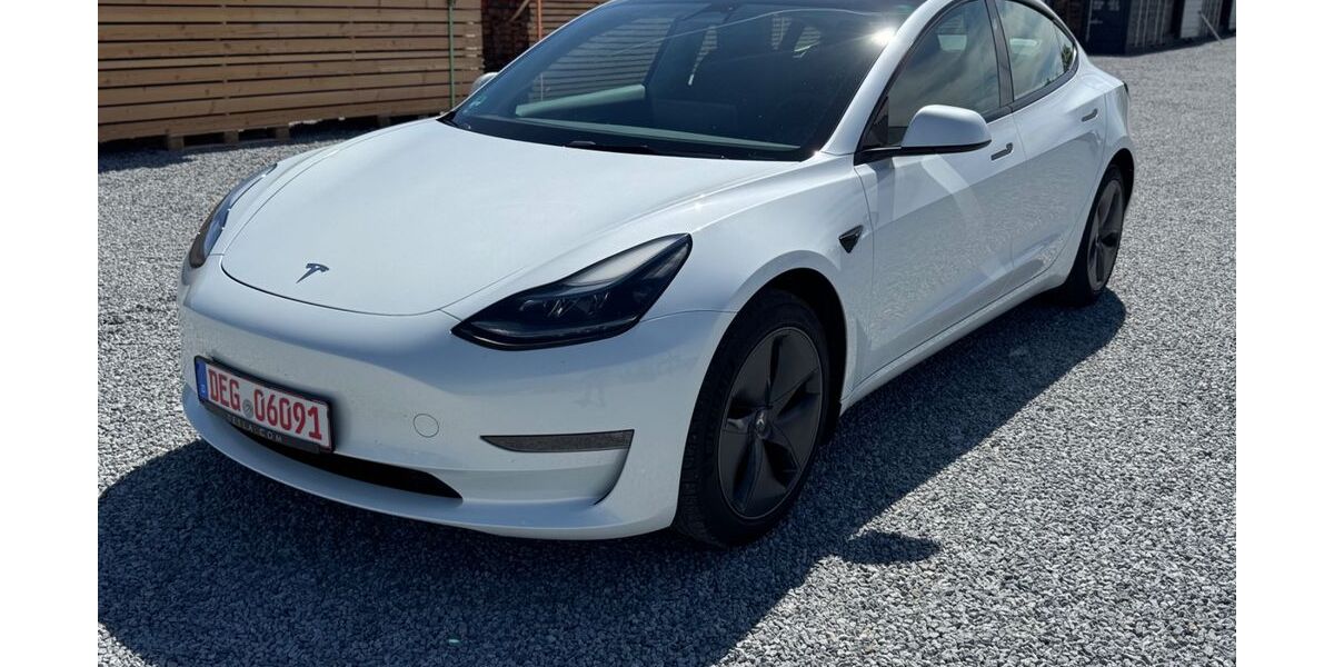 Tesla Model 3 143.000 km 24.900 &euro; Außernzell 94532