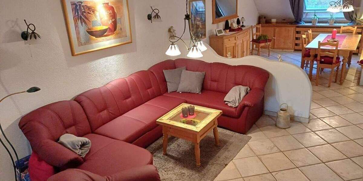 Mehrfamilienhaus, Wohnhaus Sankt Ingbert Rohrbach - 6 Zimmer, 225 m&sup2;, 335.000&euro; | Angebot:26275553