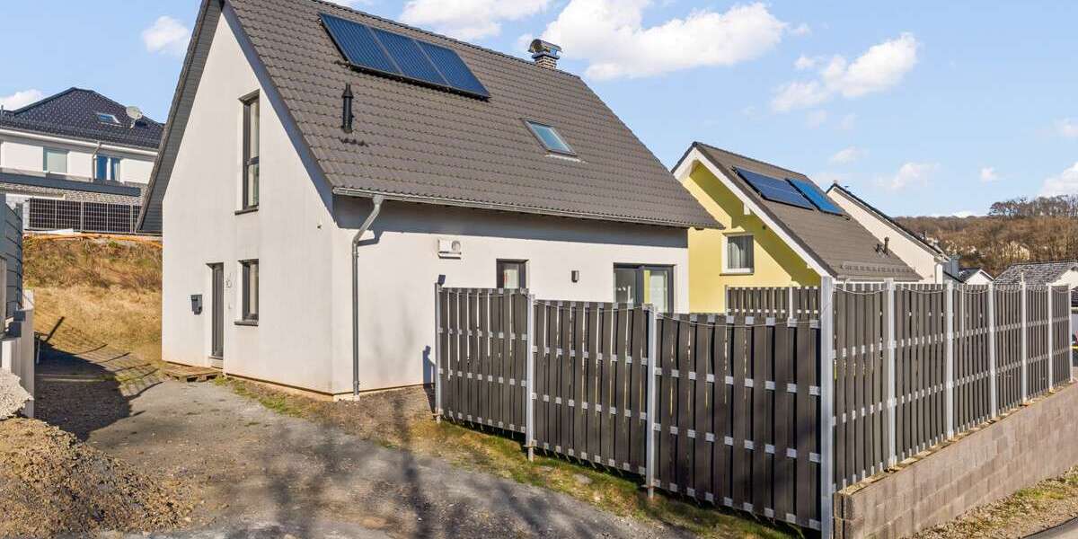 Einfamilienhaus Meinerzhagen - 4 Zimmer, 110 m&sup2;, 359.500&euro; | Angebot:25627984