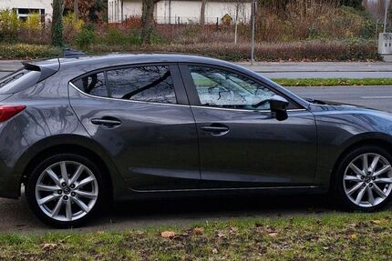 Mazda 3 85.500 km 15.300 &euro; Gelsenkirchen 45886