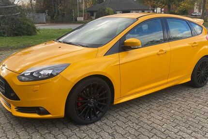 Ford Focus 78.000 km 14.400 &euro; Kranenburg 47559