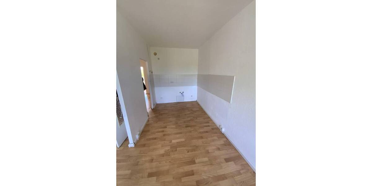 Etagenwohnung Dessau-Roßlau Innenstadt - 3 Zimmer, 57 m&sup2;, 375&euro; | Angebot:26833408
