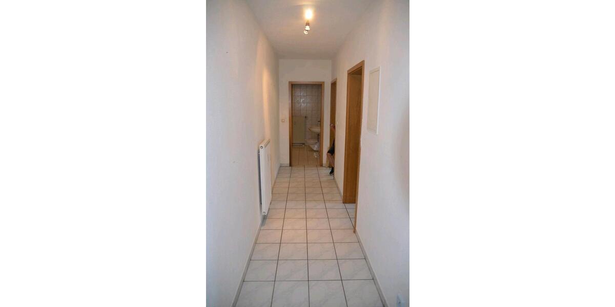 Etagenwohnung Schierling - 3 Zimmer, 90 m&sup2;, 600&euro; | Angebot:26147914