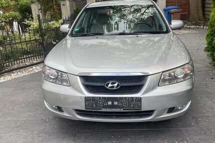 Hyundai SONATA 315.658 km 1.450 &euro; Gröbenzell 82194