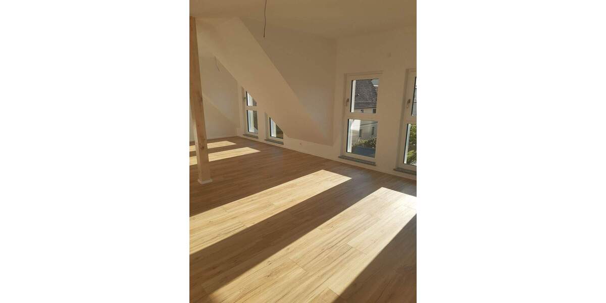 Etagenwohnung Dormitz - 3 Zimmer, 84 m&sup2;, 1.200&euro; | Angebot:26751103
