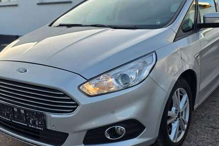 Ford S-Max 193.000 km 7.499 &euro; Hainburg 63512