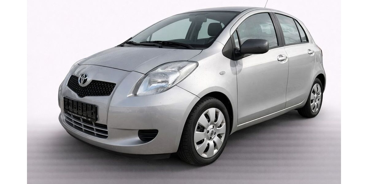 Toyota Yaris 106.000 km 2.950 &euro; Weissenburg 91781