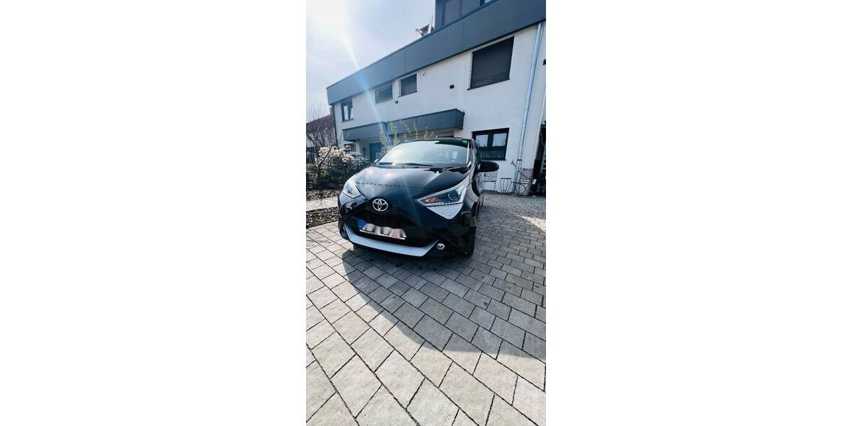Toyota Aygo (X) 19.800 km 12.199 &euro; Weingarten 88250
