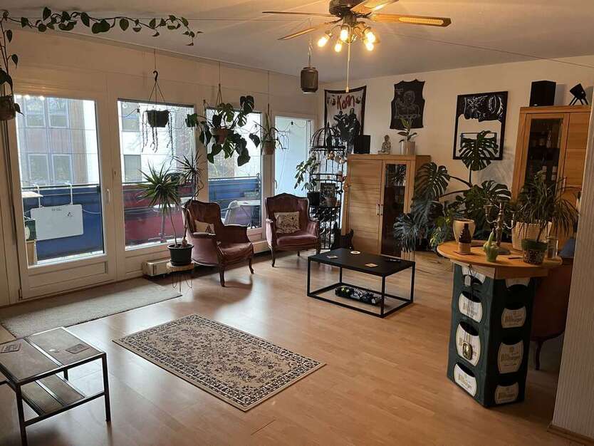 Wohnung zum Mieten in Euskirchen 900 € 100.61 m² 3 zimmer