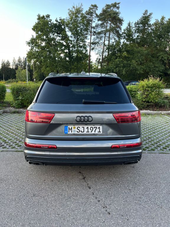 Q7