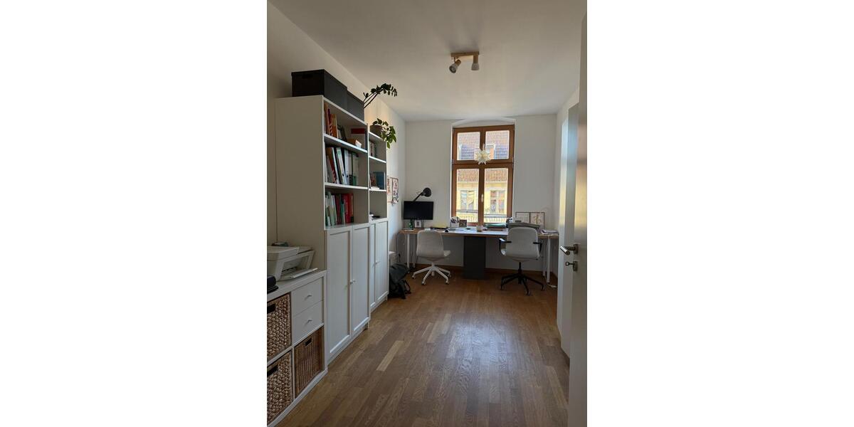 Etagenwohnung Potsdam Südliche Innenstadt - 3 Zimmer, 75 m&sup2;, 1.350&euro; | Angebot:26313927