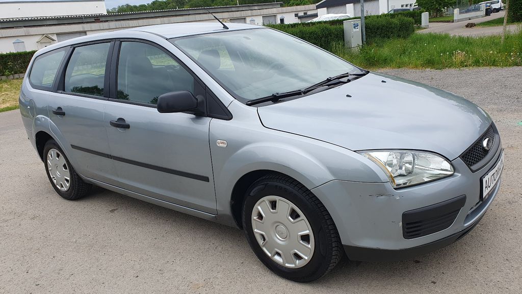 Ford Focus 74.465 km 2.950 &euro; Mühlacker / Enzberg 75417