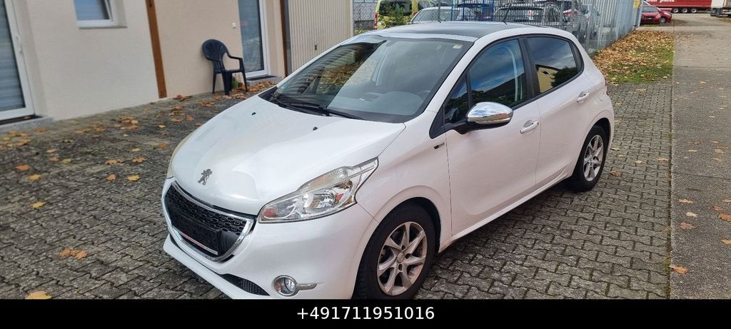 Peugeot 208 217.178 km 4.490 € Herbolzheim 79336