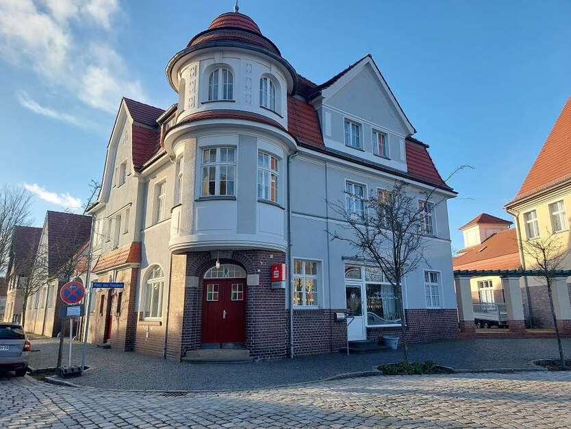 Halle in Brieske 145 € 25.74 m²