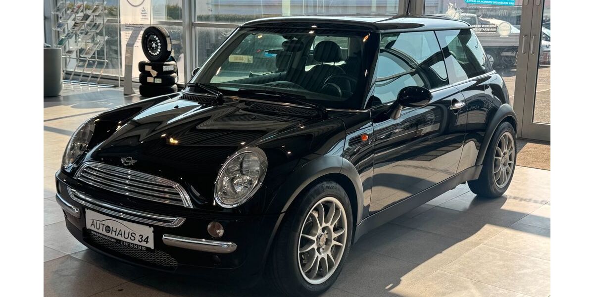Mini Cooper 127.000 km 3.950 &euro; Hessisch Lichtenau 37235