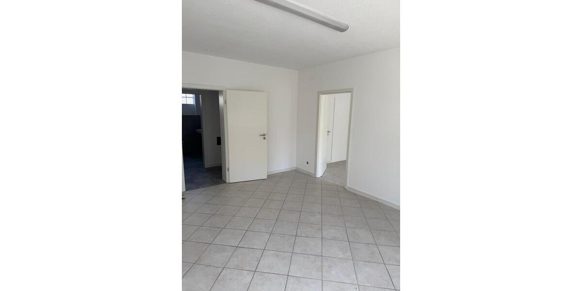 Erdgeschoßwohnung Bebra - 3 Zimmer, 70 m&sup2;, 700&euro; | Angebot:26416289