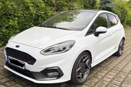 Ford Fiesta 58.500 km 16.390 &euro; Peißenberg 82380
