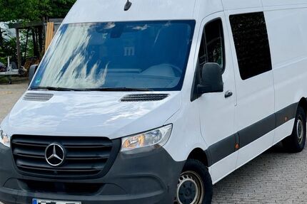 Mercedes-Benz Sprinter 195.000 km 24.990 &euro; München 81827