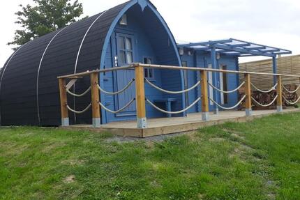 Schlaffass mit Nebengebäude ohne Grundstück 2 zimmer