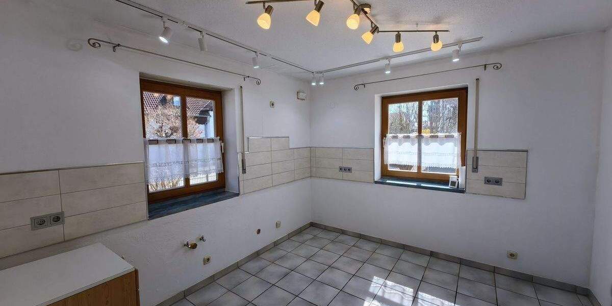 Mehrfamilienhaus, Wohnhaus Emmerting - 6 Zimmer, 164 m&sup2;, 639.000&euro; | Angebot:26433641