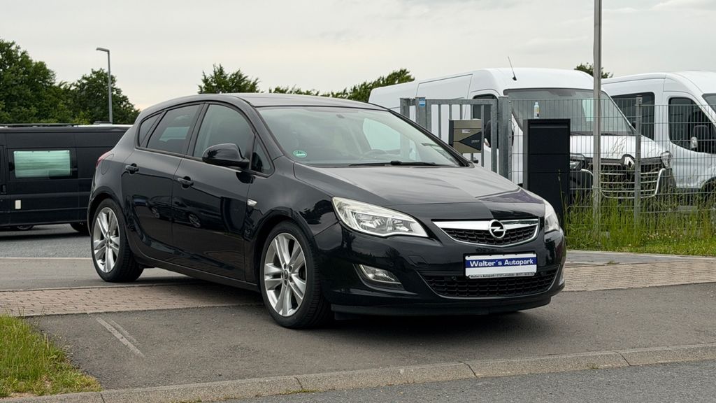 Opel Astra 98.000 km 5.195 &euro; Leinefelde 37327