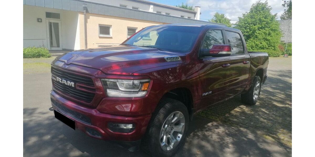 Dodge RAM 48.950 km 33.990 &euro; Lötzbeuren 56843