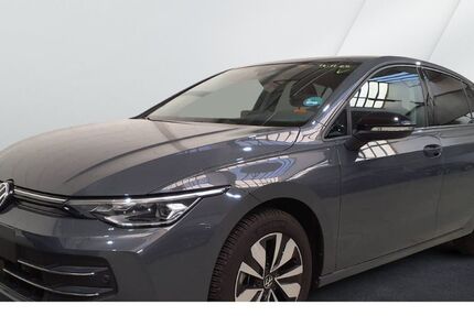 VW Golf 8.760 km 28.940 &euro; Bad Homburg 61348