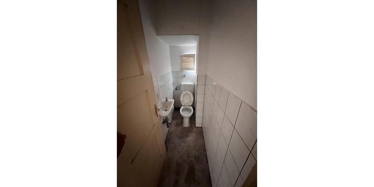 Etagenwohnung Augsburg - 5 Zimmer, 105 m&sup2;, 1.450&euro; | Angebot:25951794