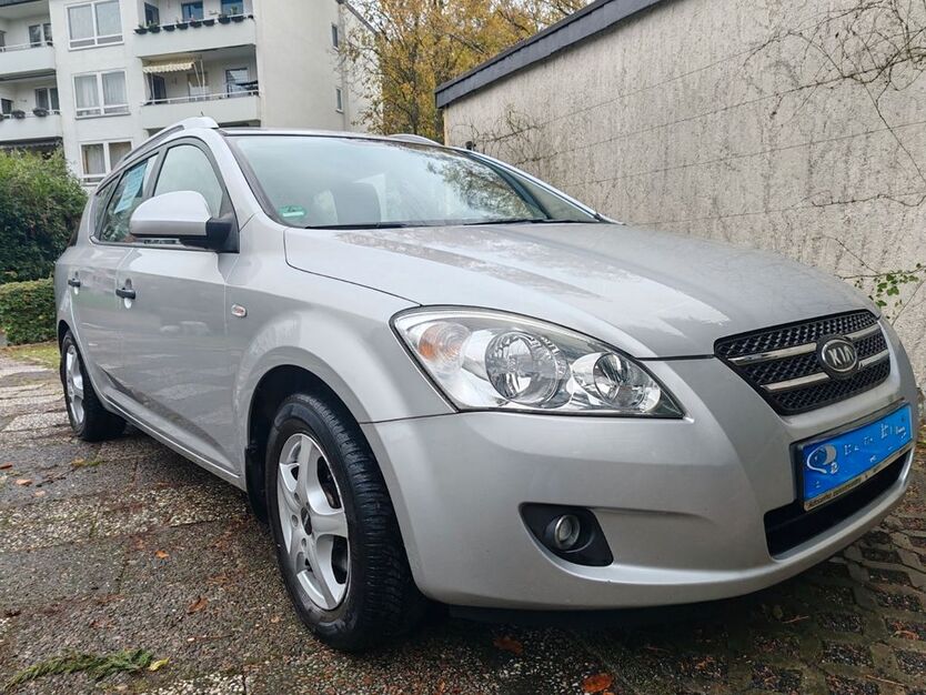 Kia ceed Sportswagon 194.000 km 2.450 € Dortmund 44329