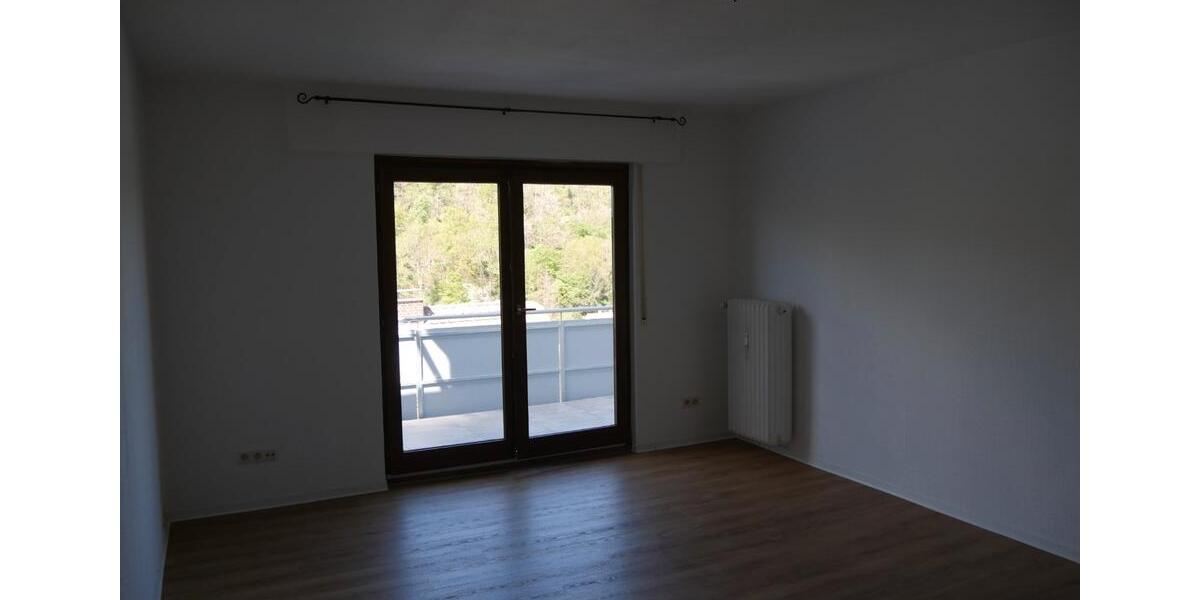 Hochparterre Bad Schwalbach - 2 Zimmer, 67 m&sup2;, 650&euro; | Angebot:26383957