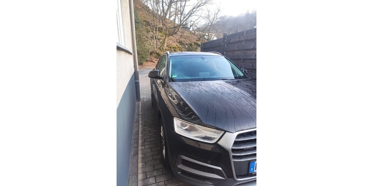 Audi Q3 166.500 km 15.000 &euro; Altena 58762