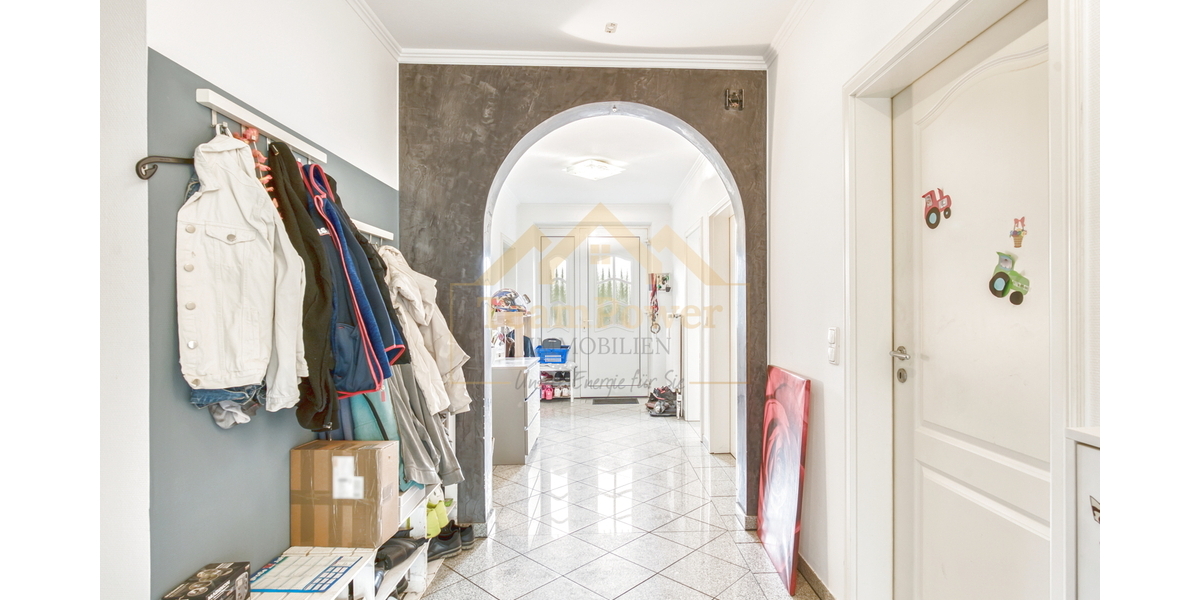 EFH + ELW + Gewerbe (-Halle) - Drei auf einen Streich! - Zweifamilienhaus Großenaspe | Angebot:25904220