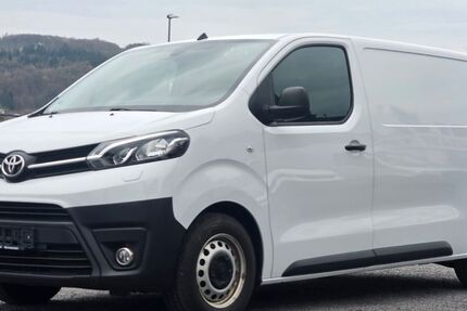 Toyota Proace (Verso) 105.000 km 15.490 &euro; Oberwinter 53424
