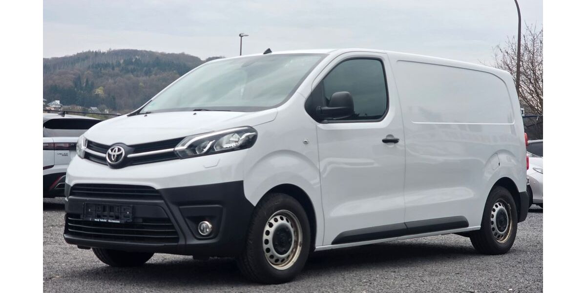 Toyota Proace (Verso) 105.000 km 15.490 &euro; Oberwinter 53424