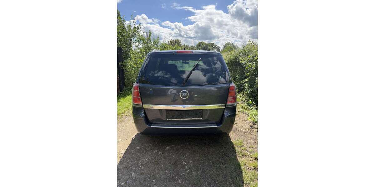Opel Zafira 234.405 km 2.000 &euro; Düren, Stadt 52351