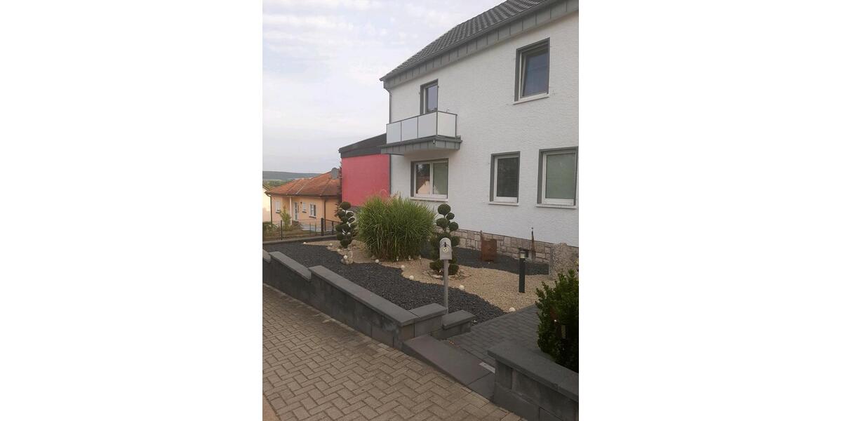 Einfamilienhaus Mandelbachtal - 7 Zimmer, 180 m&sup2;, 410.000&euro; | Angebot:27249493