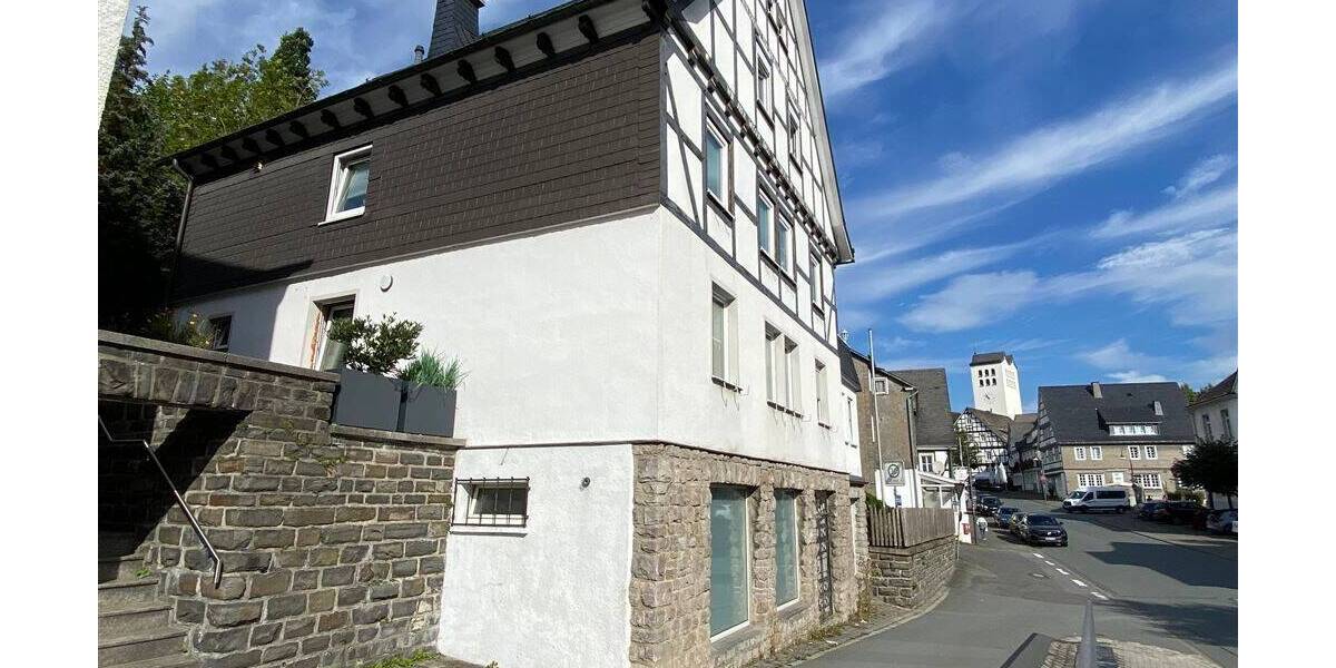 Gewerbeobjekt Schmallenberg Bad Fredeburg - 9 Zimmer, 70 m&sup2;, 299.000&euro; | Angebot:25682614