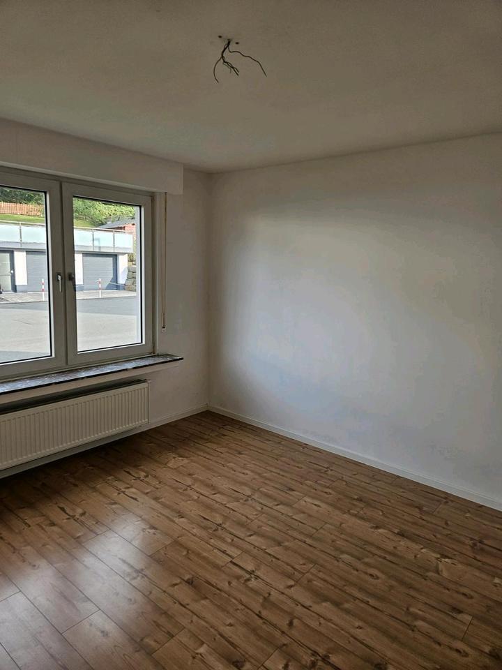 Schnäppchen! modernes Haus (8 Zimmer) zur Miete in Eschen zimmer