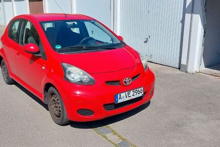 Toyota Aygo (X) 111.999 km 2.990 &euro; Königsbrunn 86343
