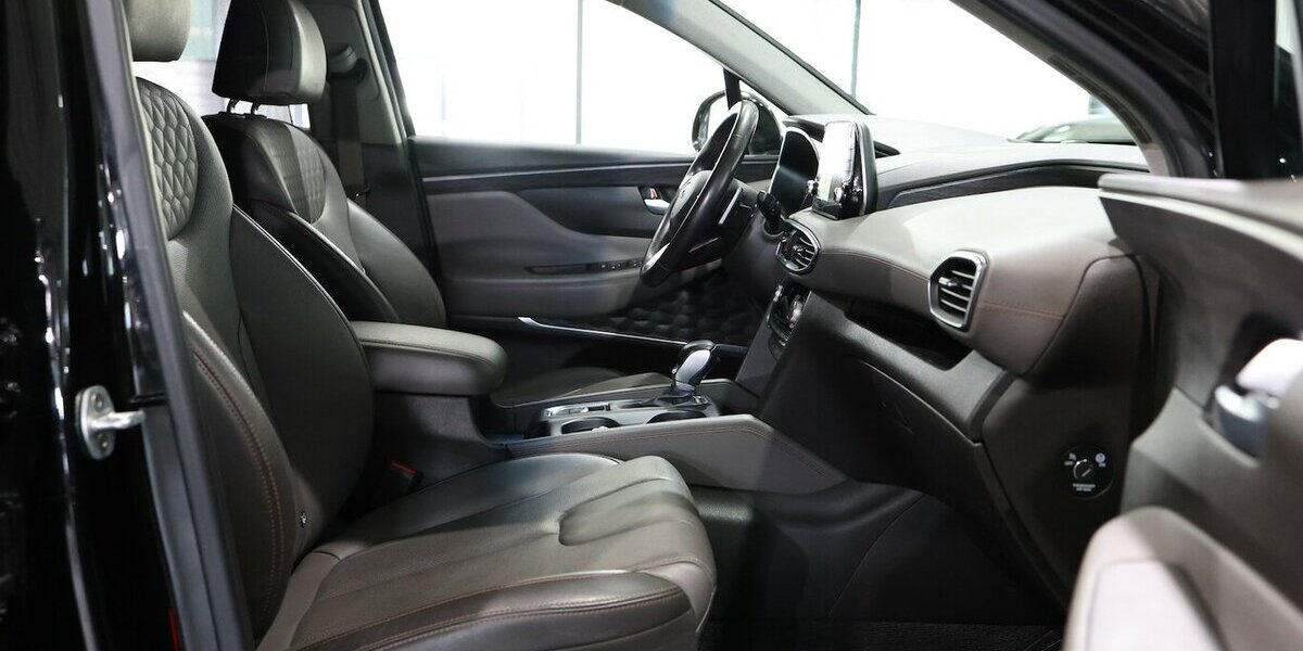 Hyundai Santa Fe 2.2 CRDI 4WD PREMIUM / VOLLAUSSTATTUNG 90.000 km 24.991 &euro; Hamm 59077