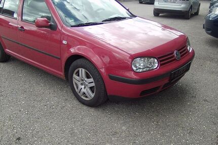 VW Golf 183.000 km 700 € Feldgeding 85232