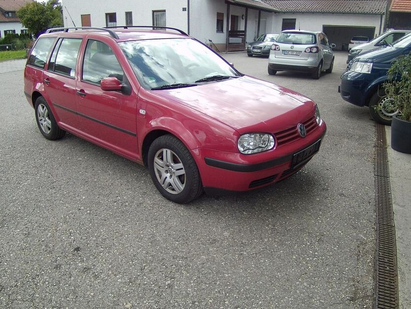 VW Golf 183.000 km 700 € Feldgeding 85232
