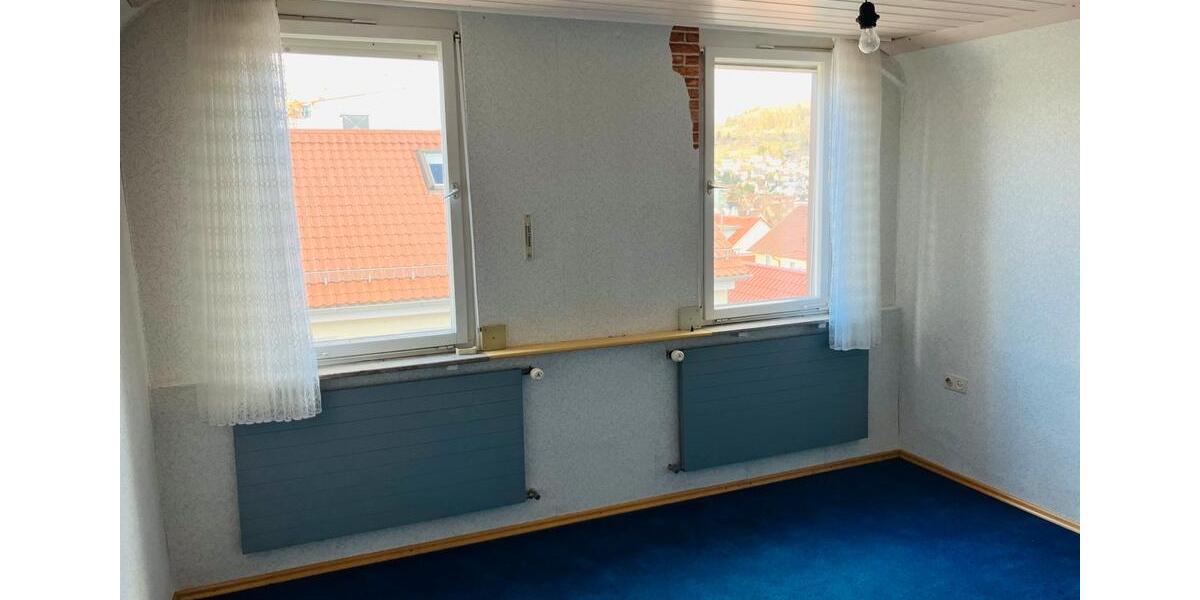 Mehrfamilienhaus, Wohnhaus Pfullingen - 11 Zimmer, 204 m&sup2;, 460.000&euro; | Angebot:26777658