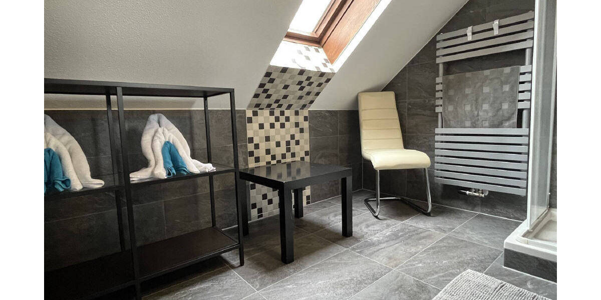 Mehrfamilienhaus, Wohnhaus Erlangen Bruck - 8 Zimmer, 890.000&euro; | Angebot:25192682