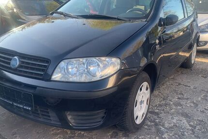 Fiat Punto 163.874 km 2.495 &euro; Köln 51107